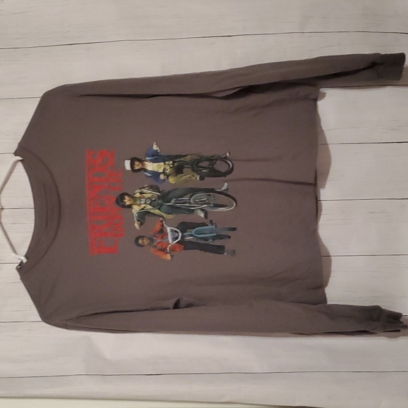 ♥️Netflix Stranger Things Long Sleeve Shirt - Picture 2 of 5